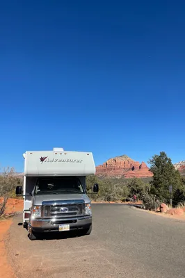 Myles's Adventurer Manufacturing 2017 ford E350 Adventurer Class C 23’ RV Class C