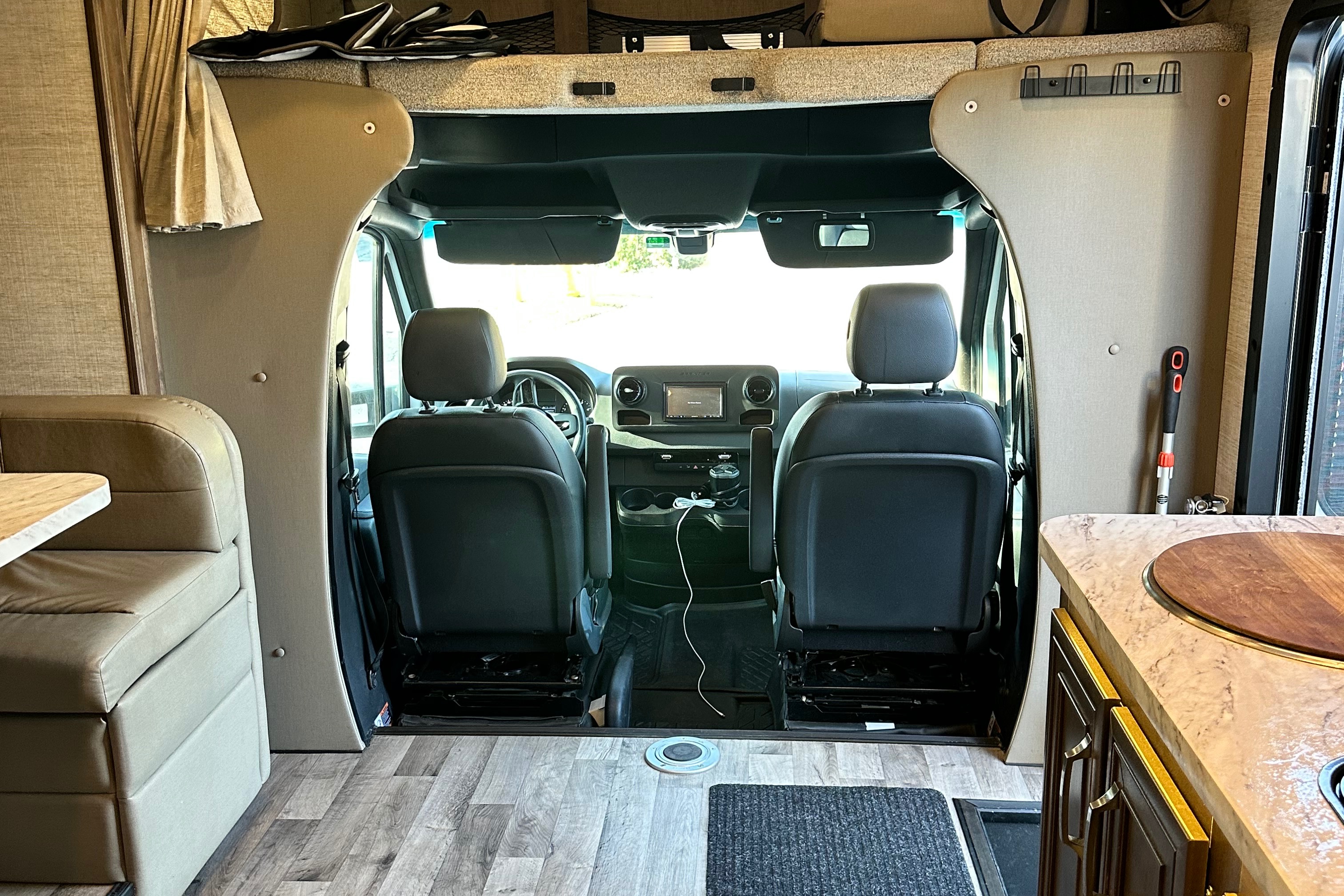 Cantens family coach