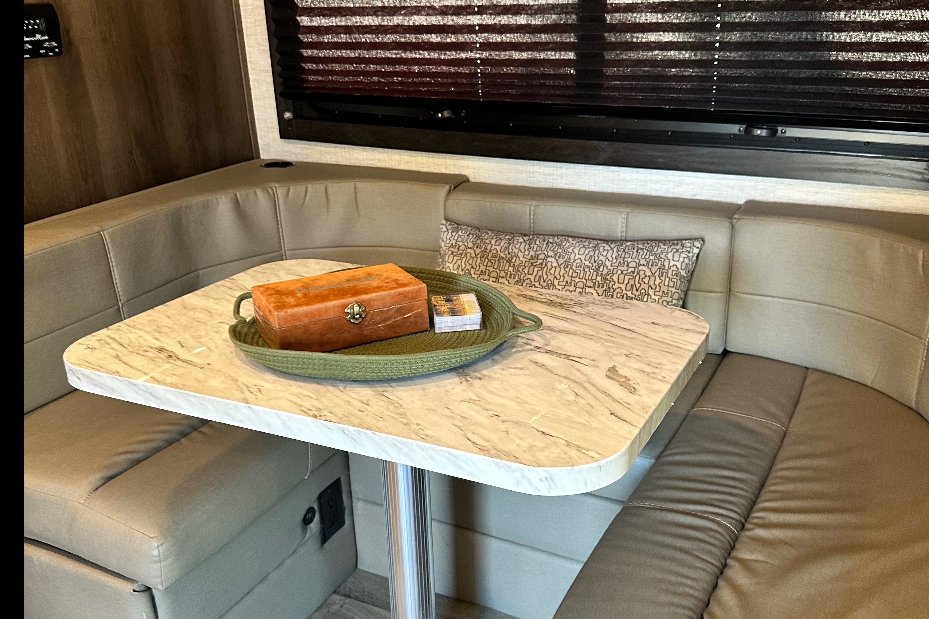 Cantens family coach