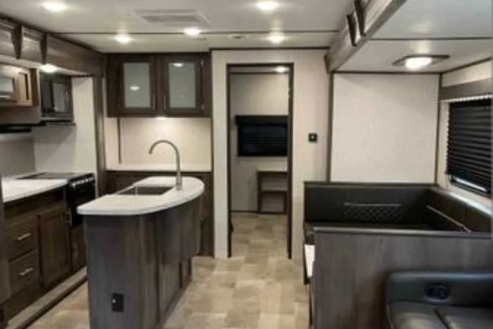 Coleman 337BH Travel Trailer