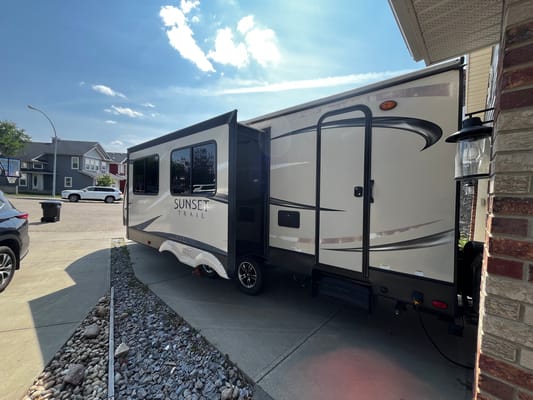 2017 Sunset Trail 270BH