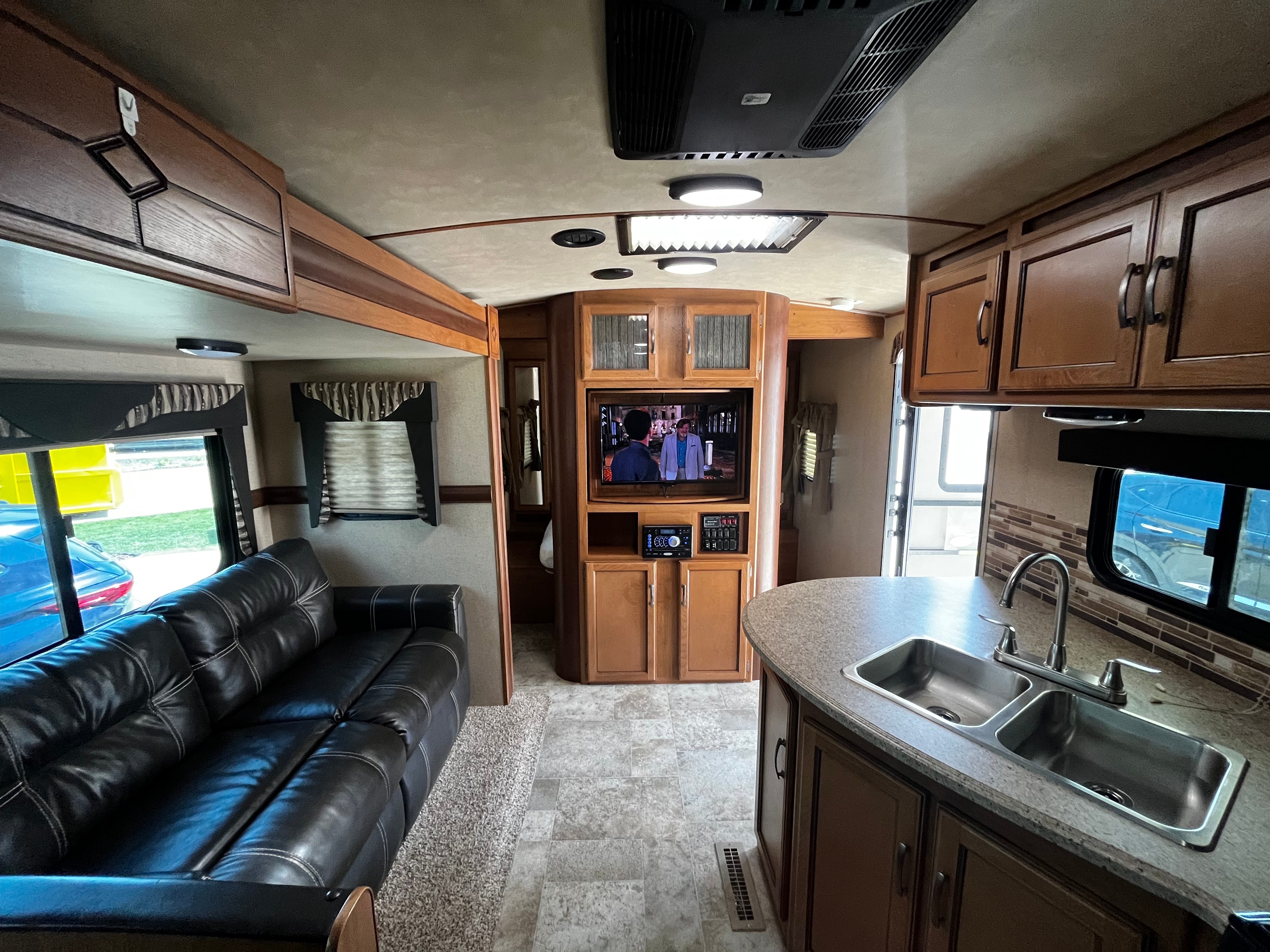 2017 Sunset Trail 270BH