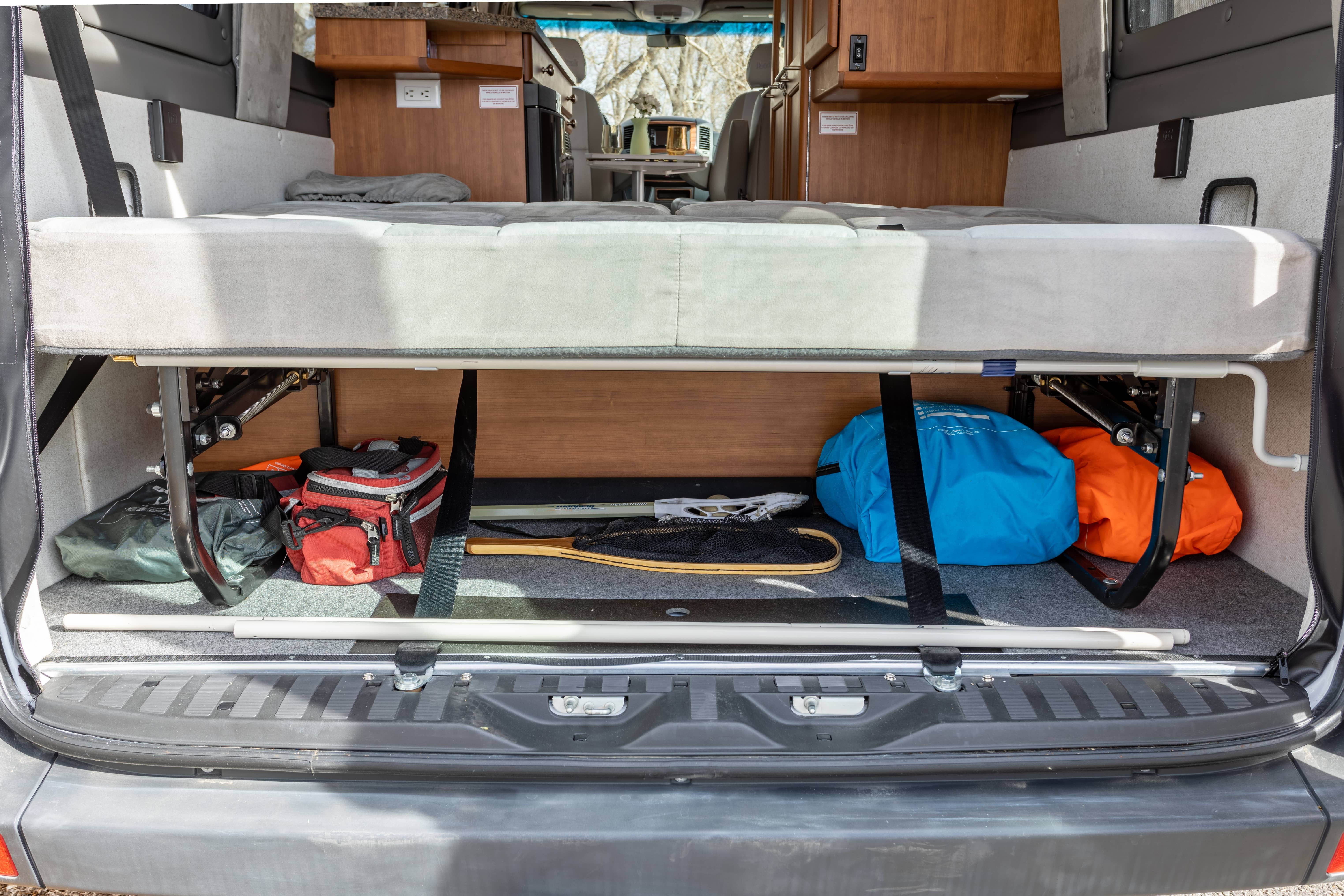 Meet Snoopy – Your Adventure-Ready Roadtrek Sprinter Van!