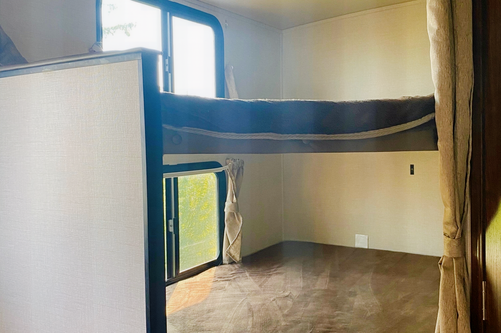 Family Fun Forest River Palomino 268BHK Travel Trailer