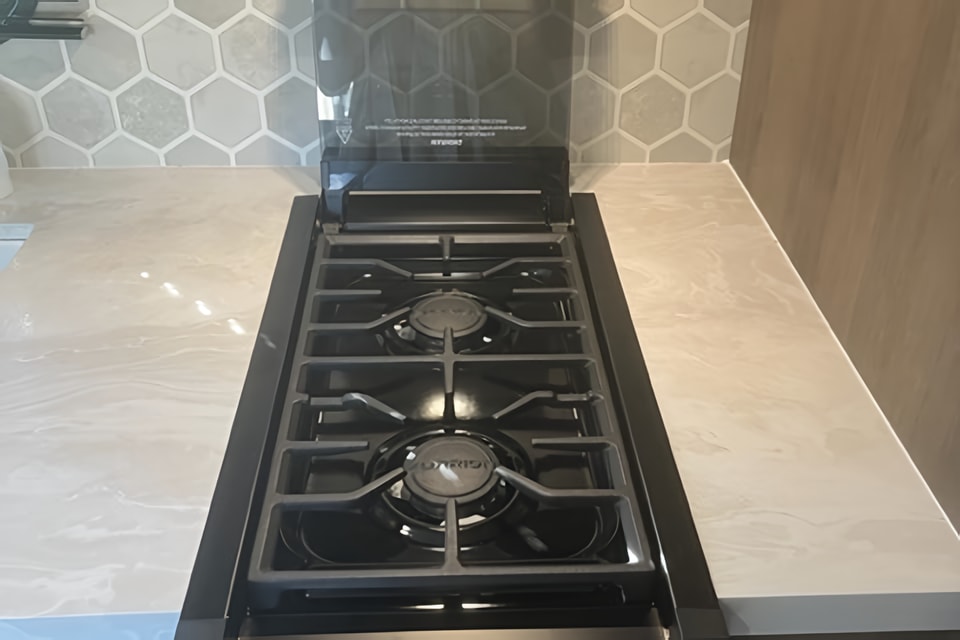 Brand New, LD's Pet Friendly Trailer, Sleeps 6