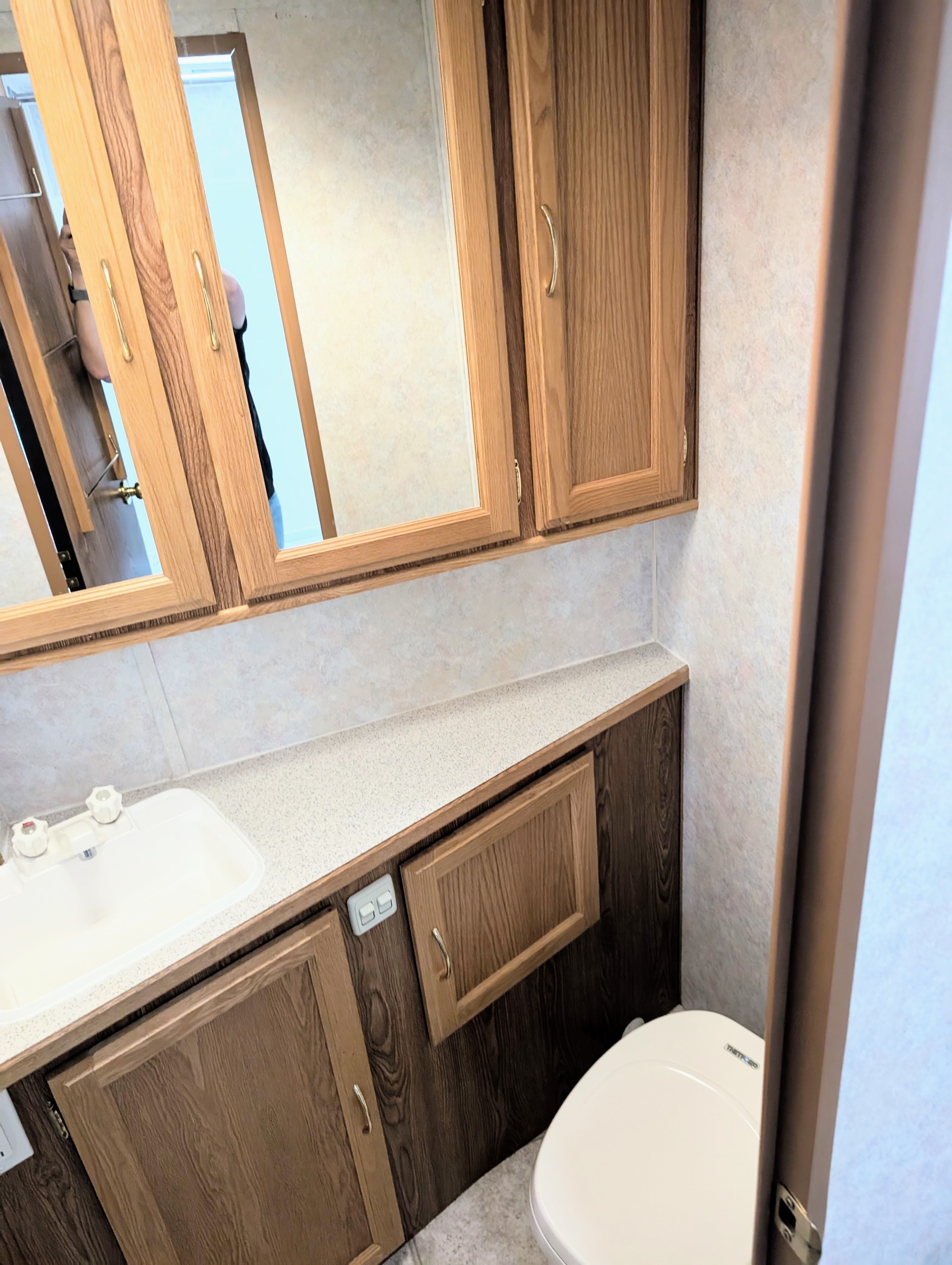 Sean's Vanguard Legend Travel Trailer
