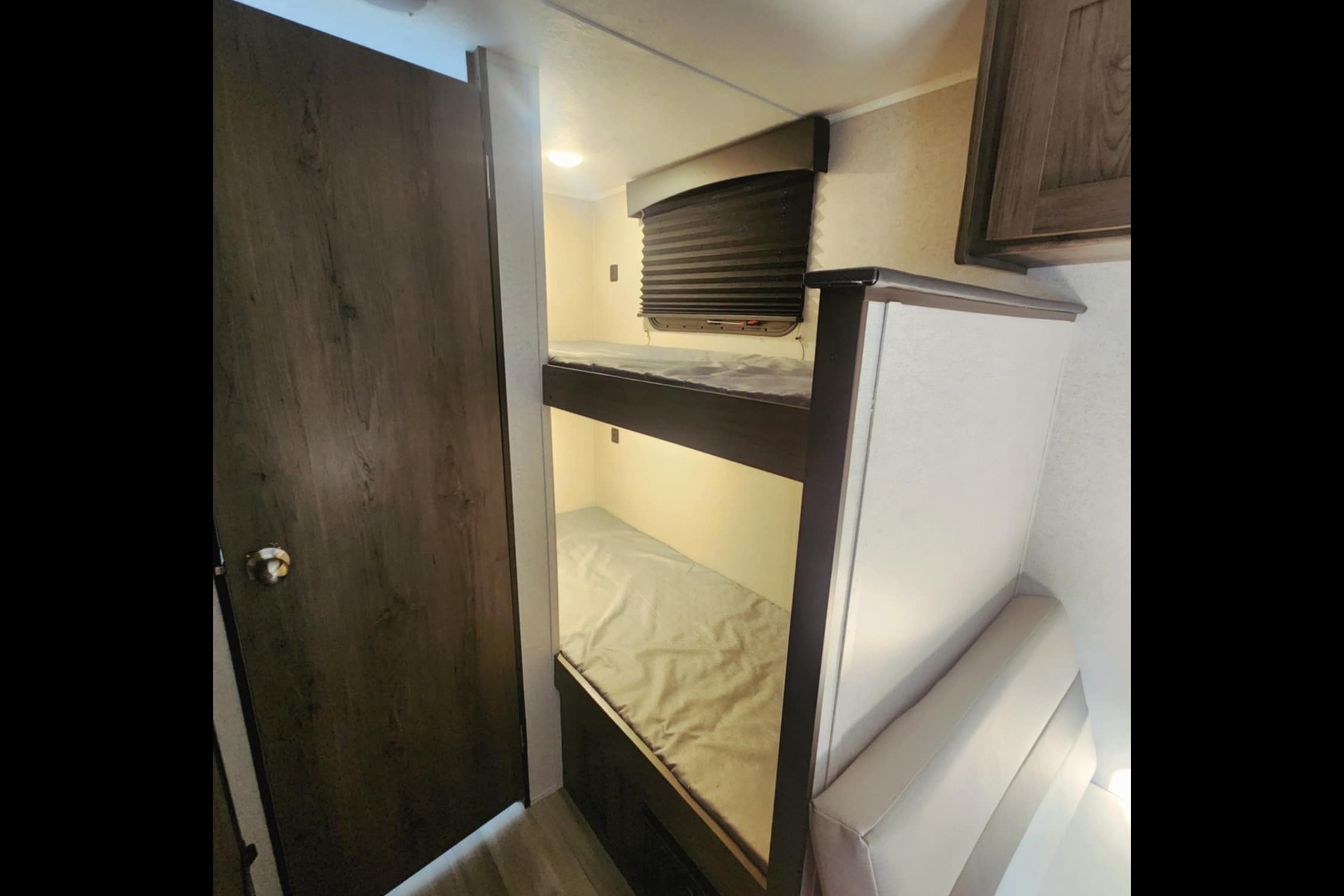 Arsenault's Coachmen Clipper Travel Trailer
