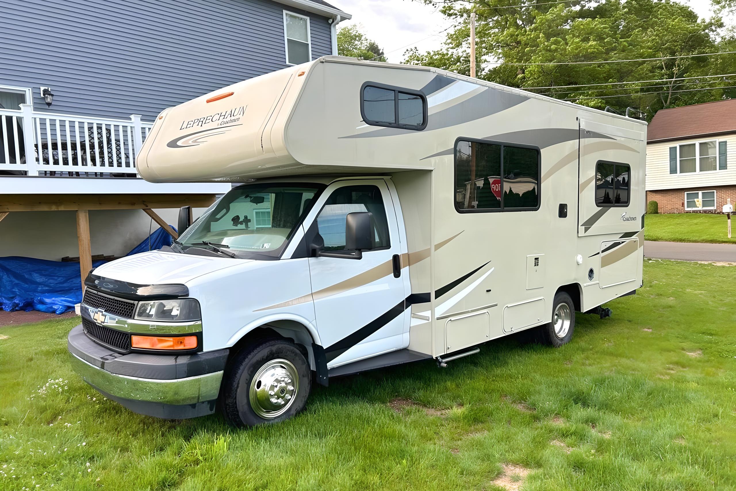 ADVENTURE AWAITS : SPACIOUS 2017 CHEVY LEPRECHAUN
