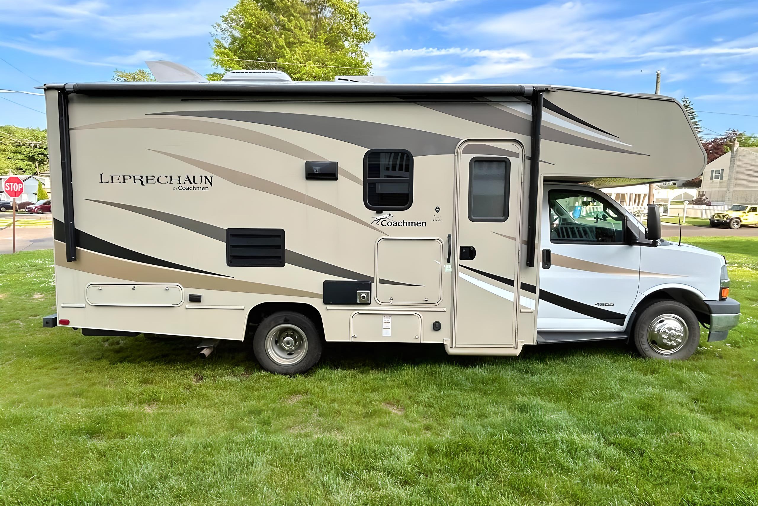 ADVENTURE AWAITS : SPACIOUS 2017 CHEVY LEPRECHAUN