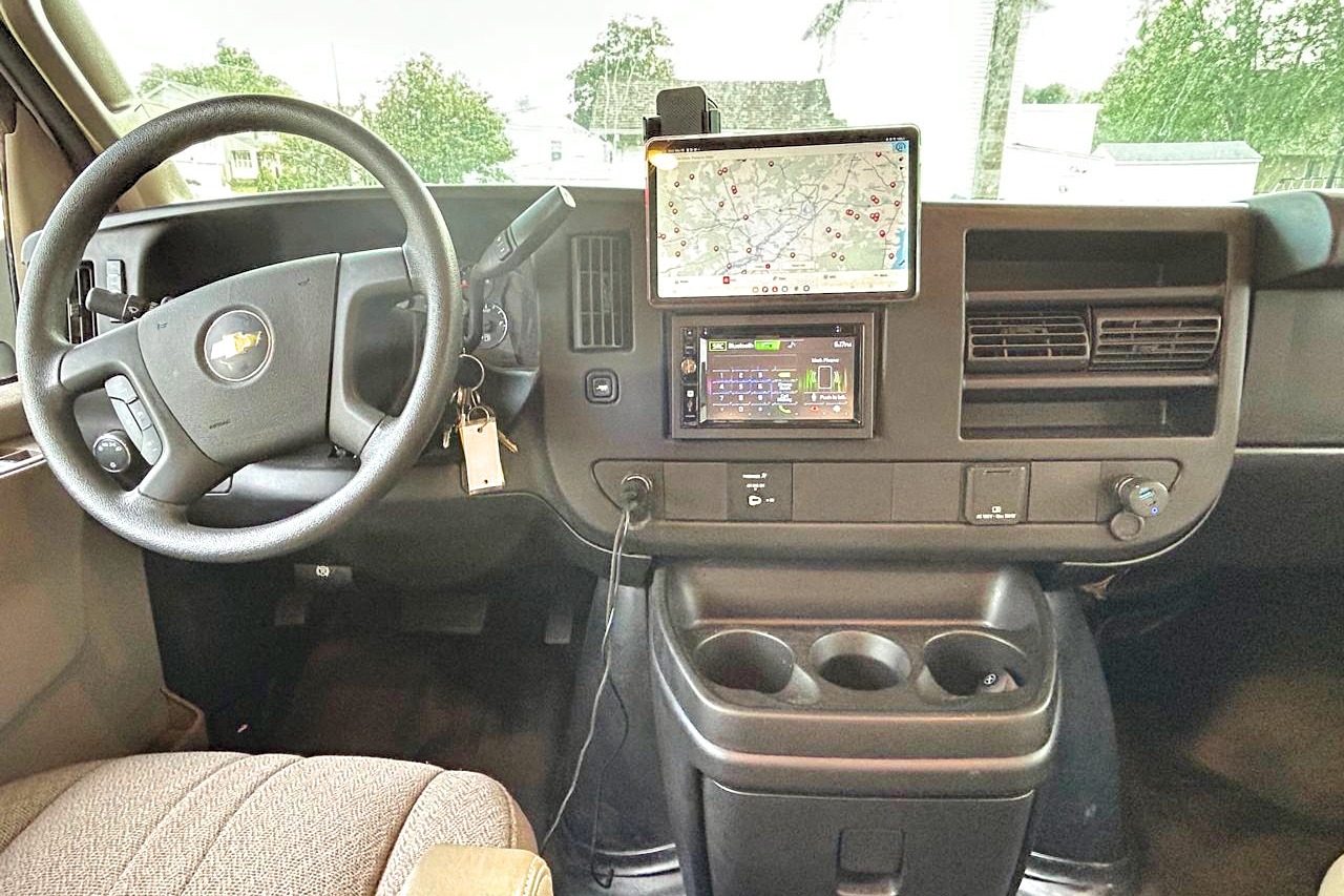 ADVENTURE AWAITS : SPACIOUS 2017 CHEVY LEPRECHAUN