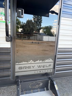 Luxury Greywolf 26DBH Travel Trailer with fireplace