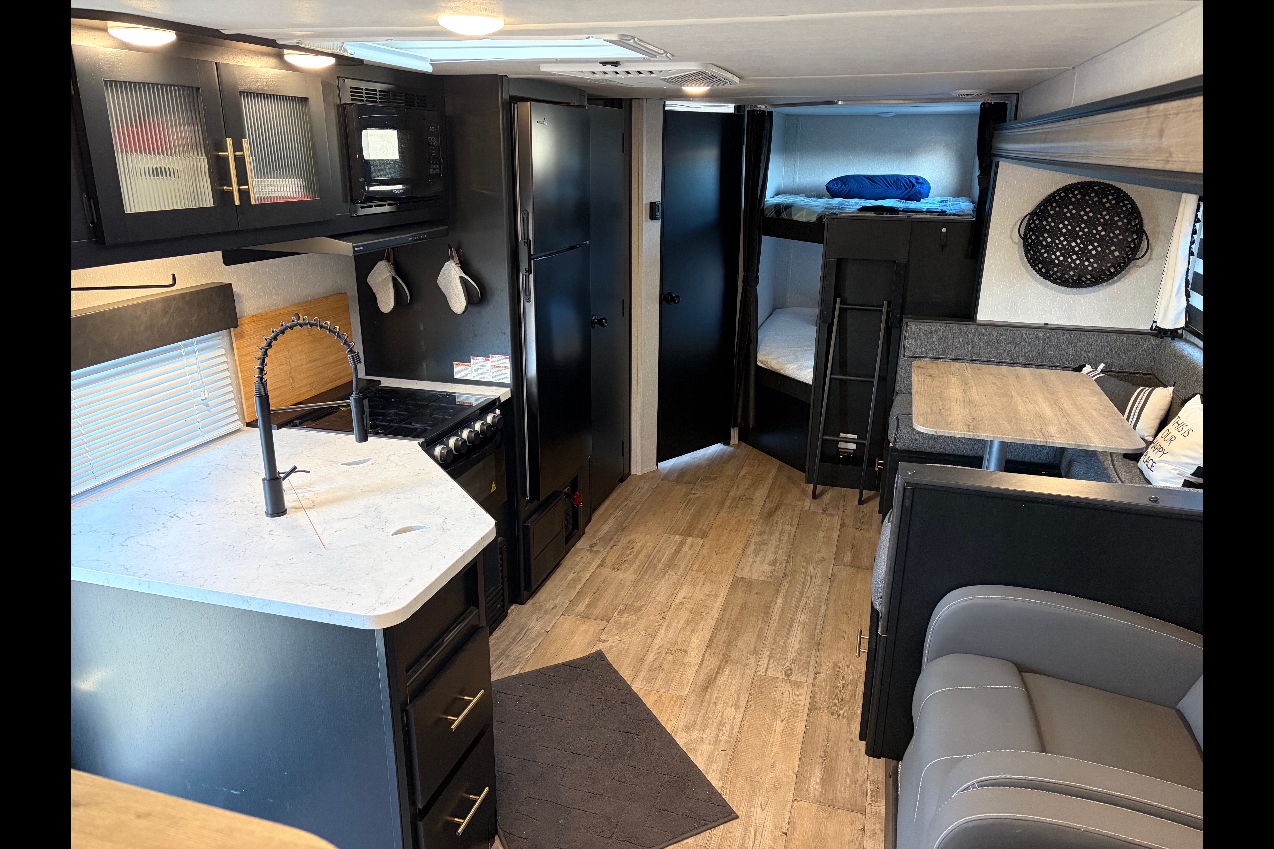 Luxury  Greywolf 26DBH Travel Trailer with fireplace