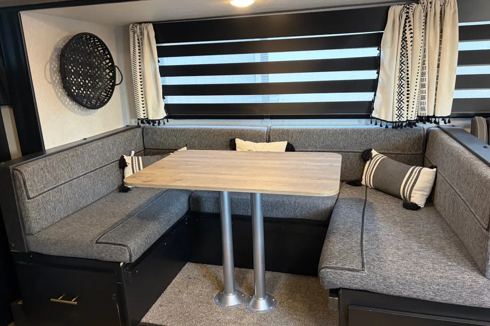 Luxury  Greywolf 26DBH Travel Trailer with fireplace