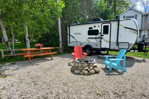 🌲 Adventure-Ready Family Trailer — Easy Tow • Sleeps 6 • Unlimited Miles