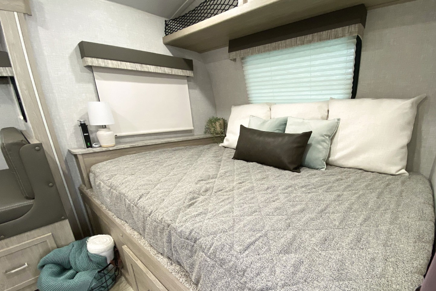 🌲 Adventure-Ready Family Trailer — Easy Tow • Sleeps 6 • Unlimited Miles