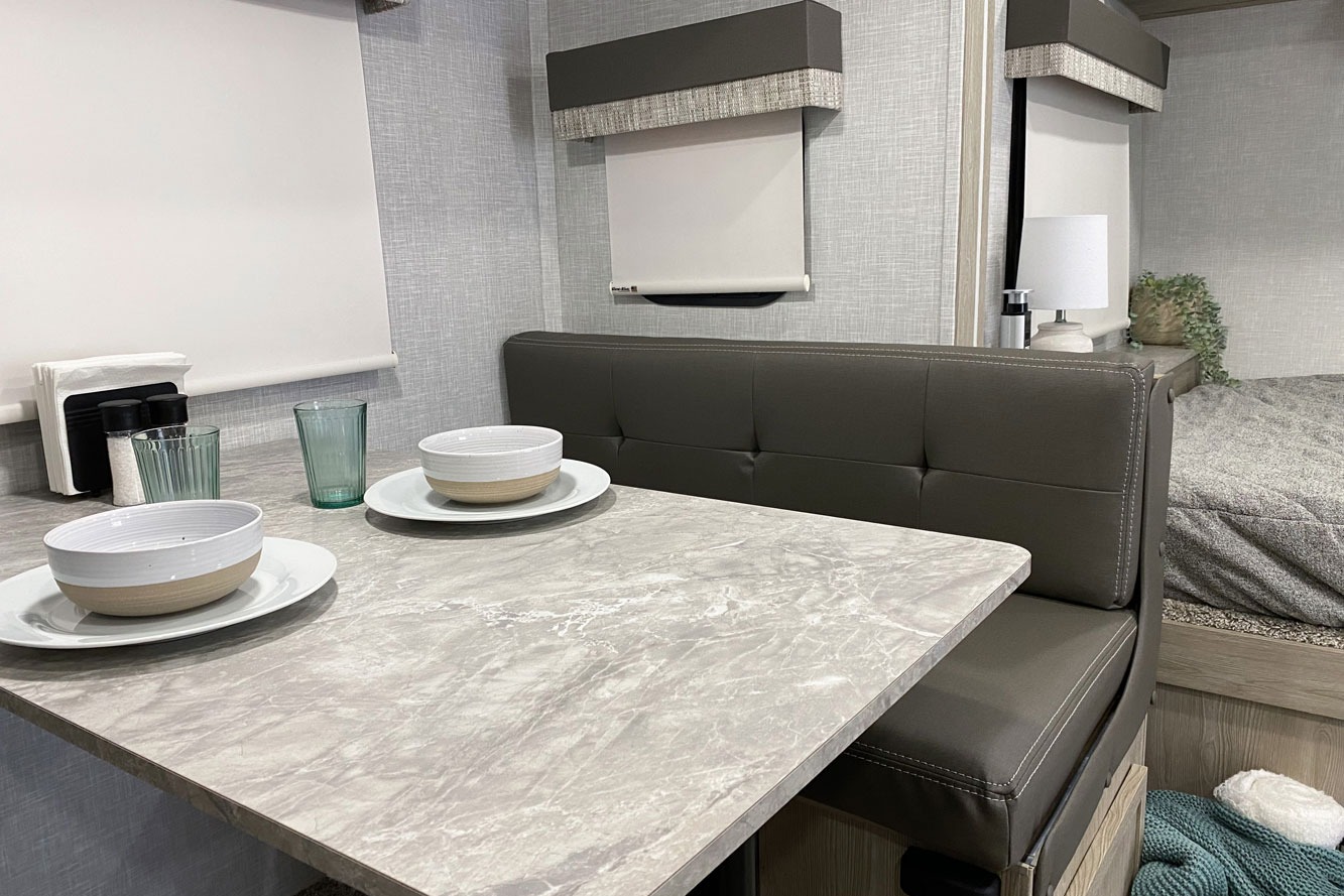 🌲 Adventure-Ready Family Trailer — Easy Tow • Sleeps 6 • Unlimited Miles