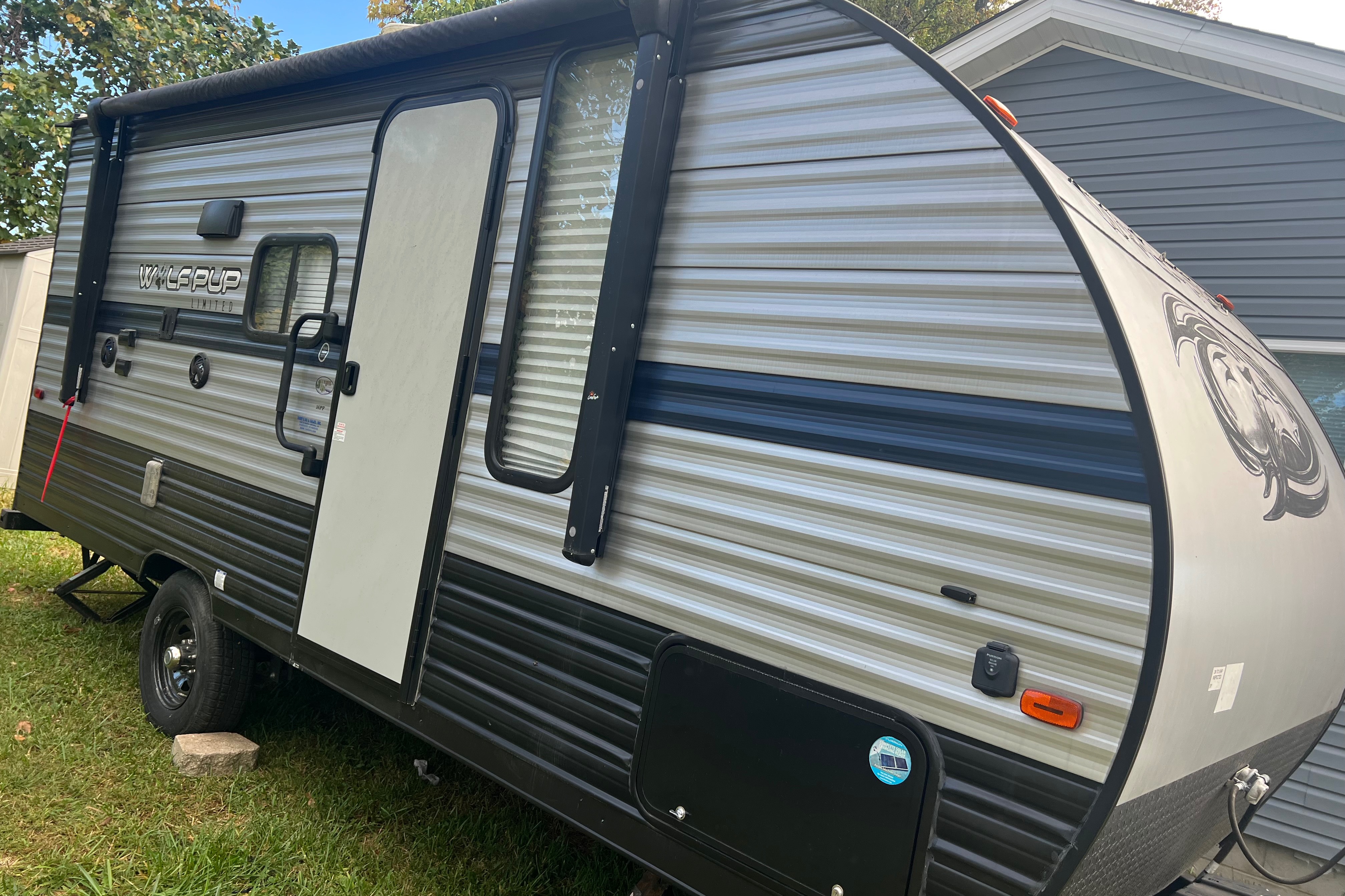 SleepyHeadz Campers and Tents LLC