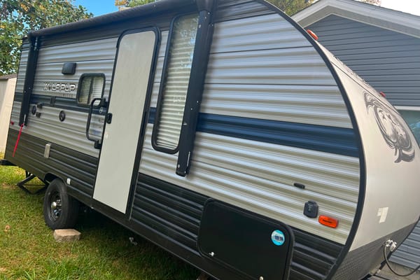 SleepyHeadz Campers and Tents LLC