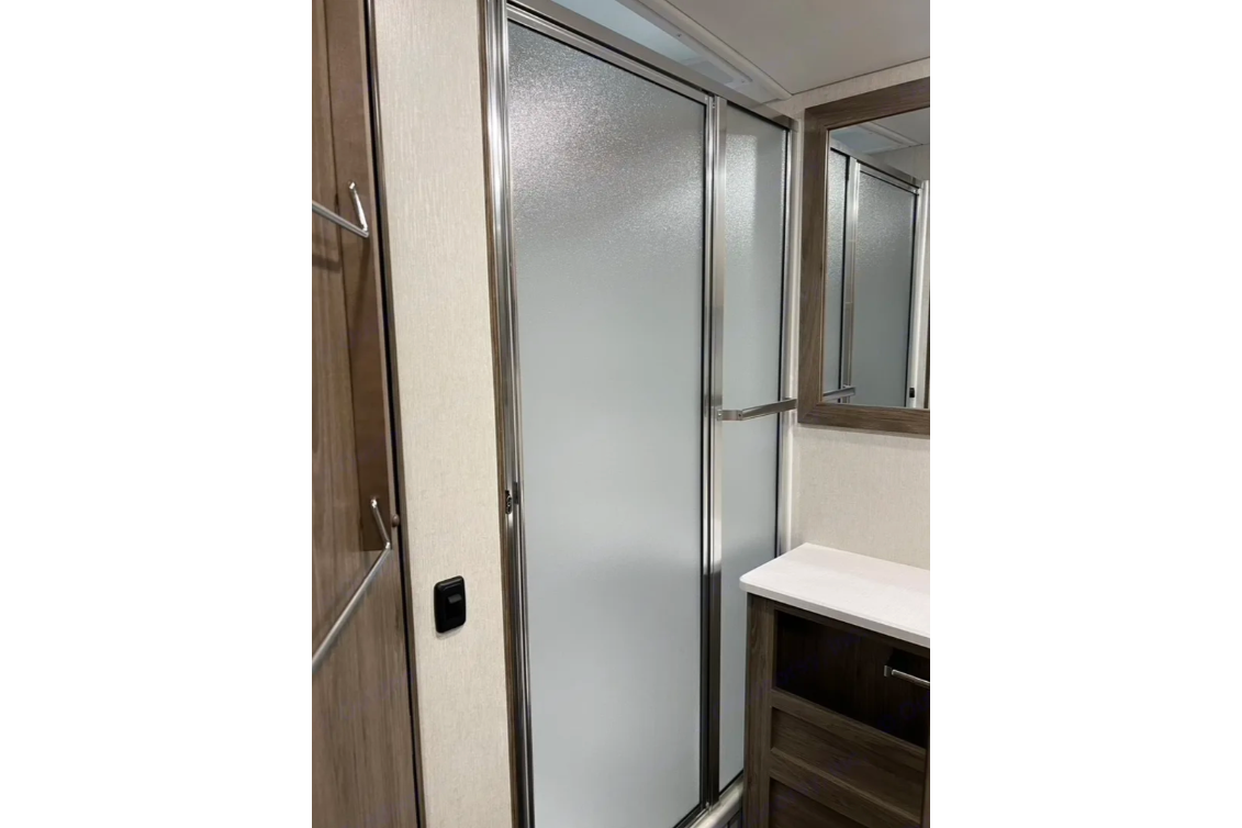 'Valerie' 2023 Winnebago Vista ACO2044