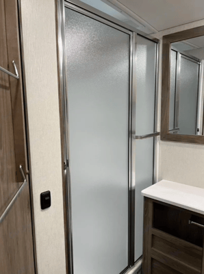 'Valerie' 2023 Winnebago Vista ACO2044