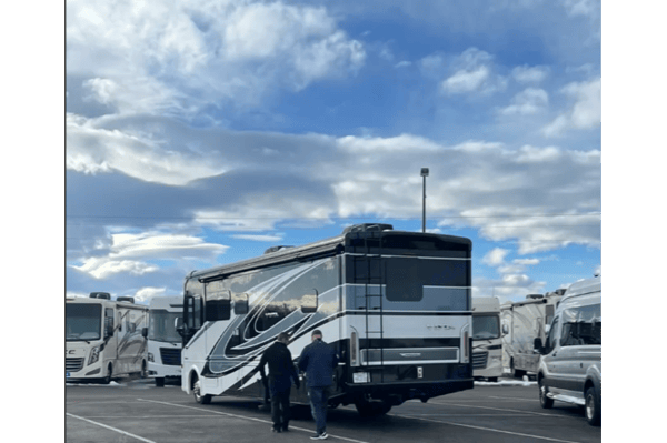 'Valerie' 2023 Winnebago Vista ACO2044
