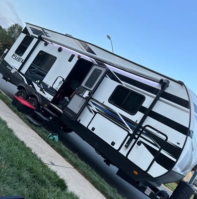 Aaron's Heartland Fuel 260 Toy Hauler