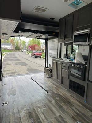 Aaron's Heartland Fuel 260 Toy Hauler