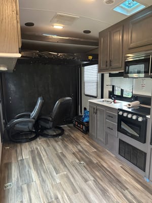 Aaron's Heartland Fuel 260 Toy Hauler