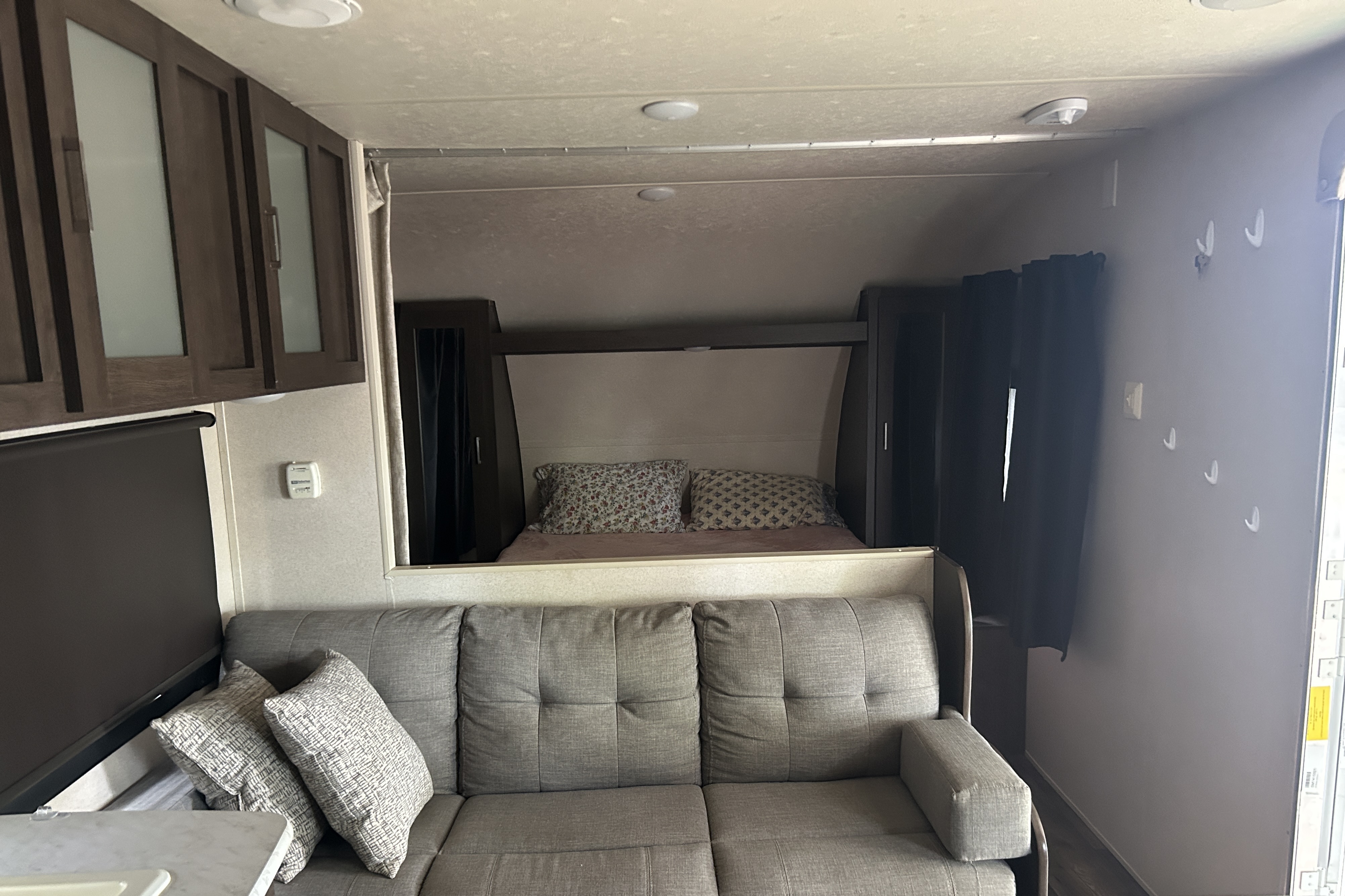 Stephen's Forest River 261BHXL Salem Cruise Lite Travel Trailer