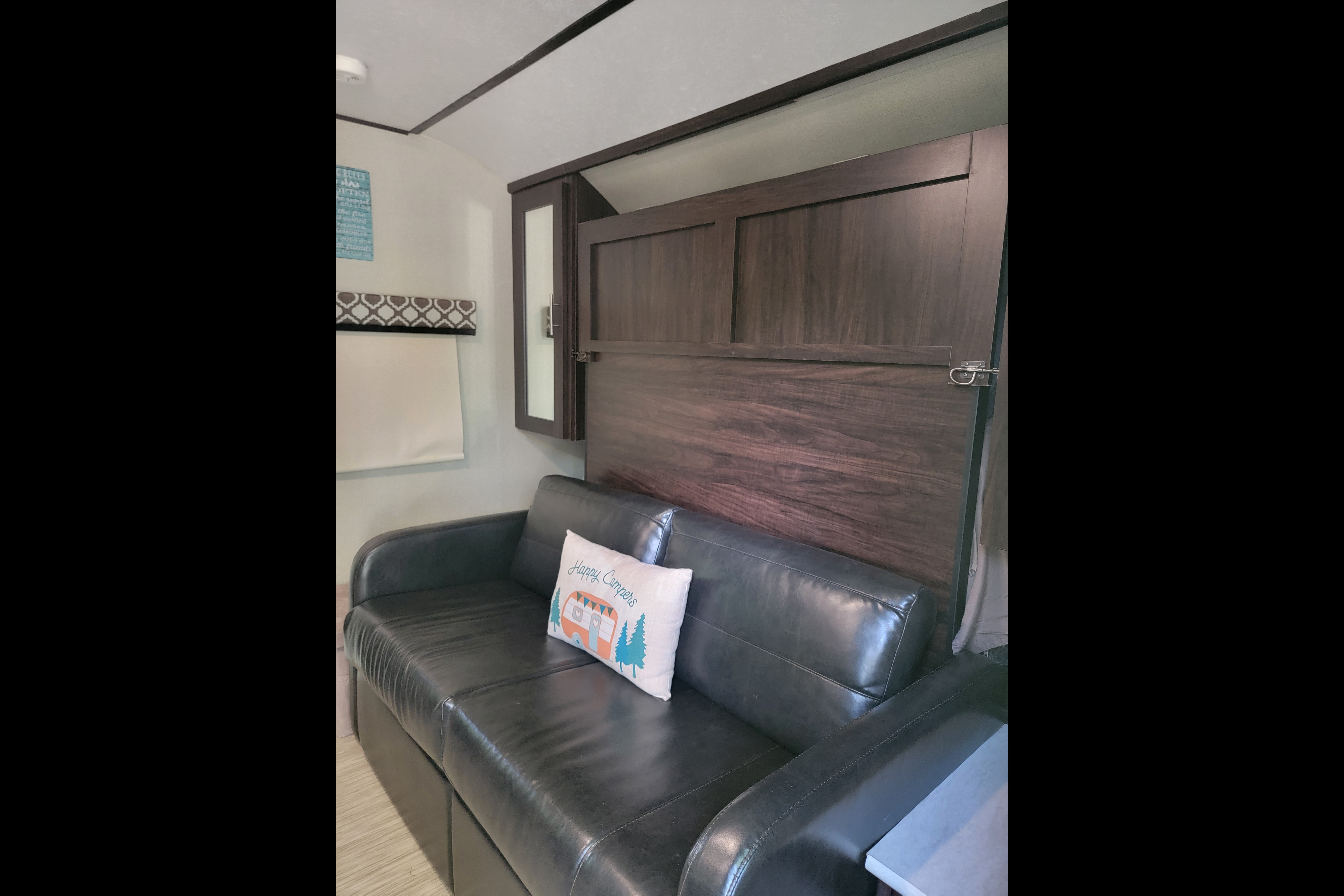 Eric 's Prime Time Tracer Breeze Travel Trailer