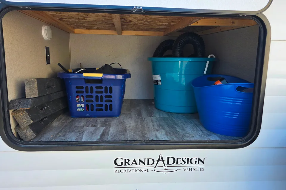 Grand Design Transcend 265BH w/bunks