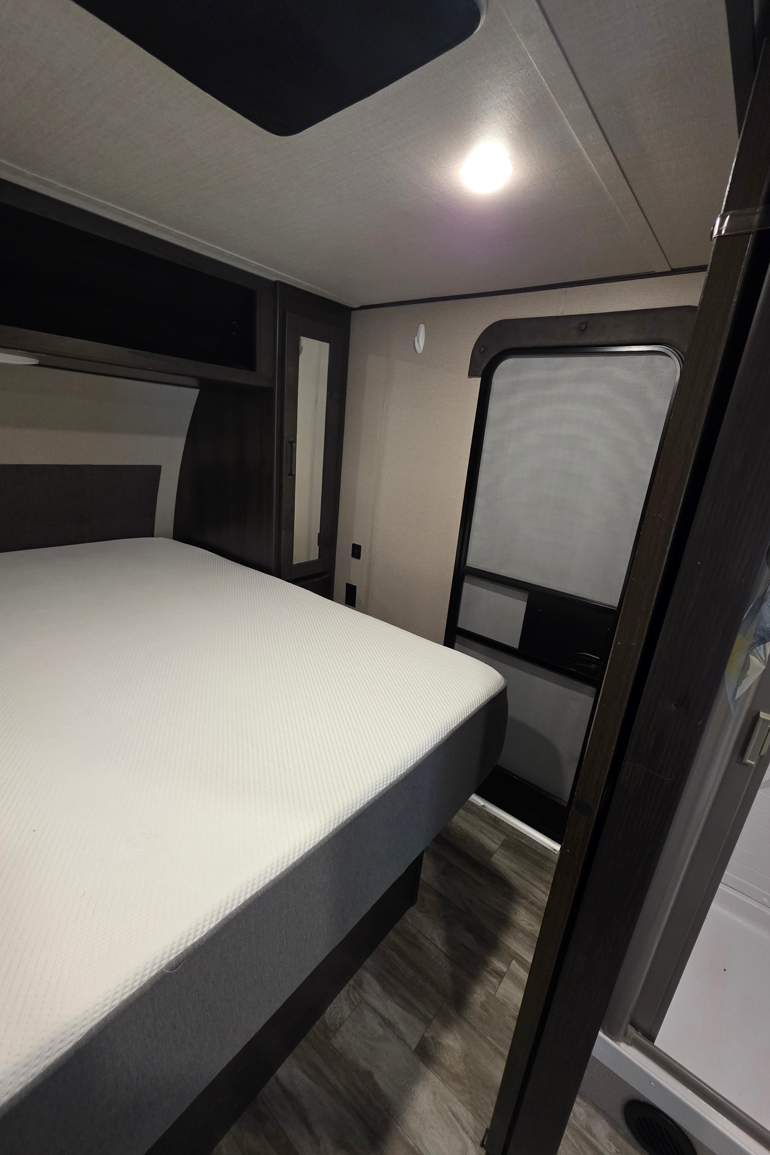 Grand Design Transcend 265BH w/bunks