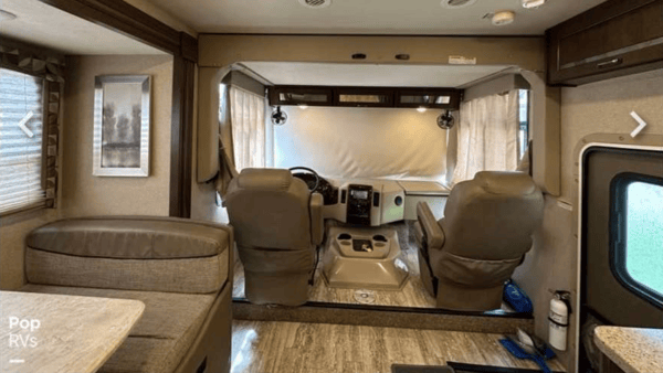 Travis's Thor Motor Coach Hurricane Class A