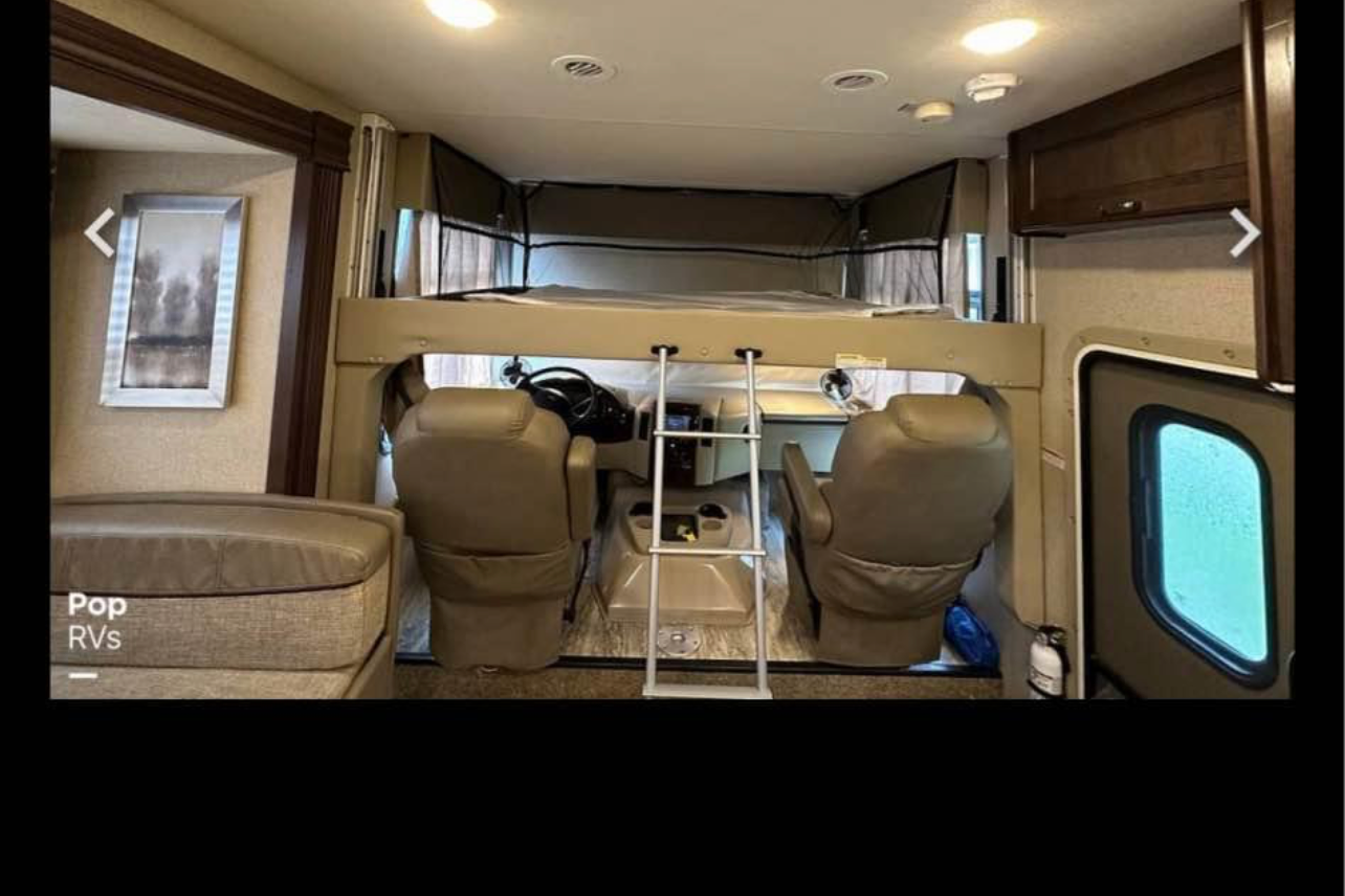 Travis's Thor Motor Coach Hurricane Class A