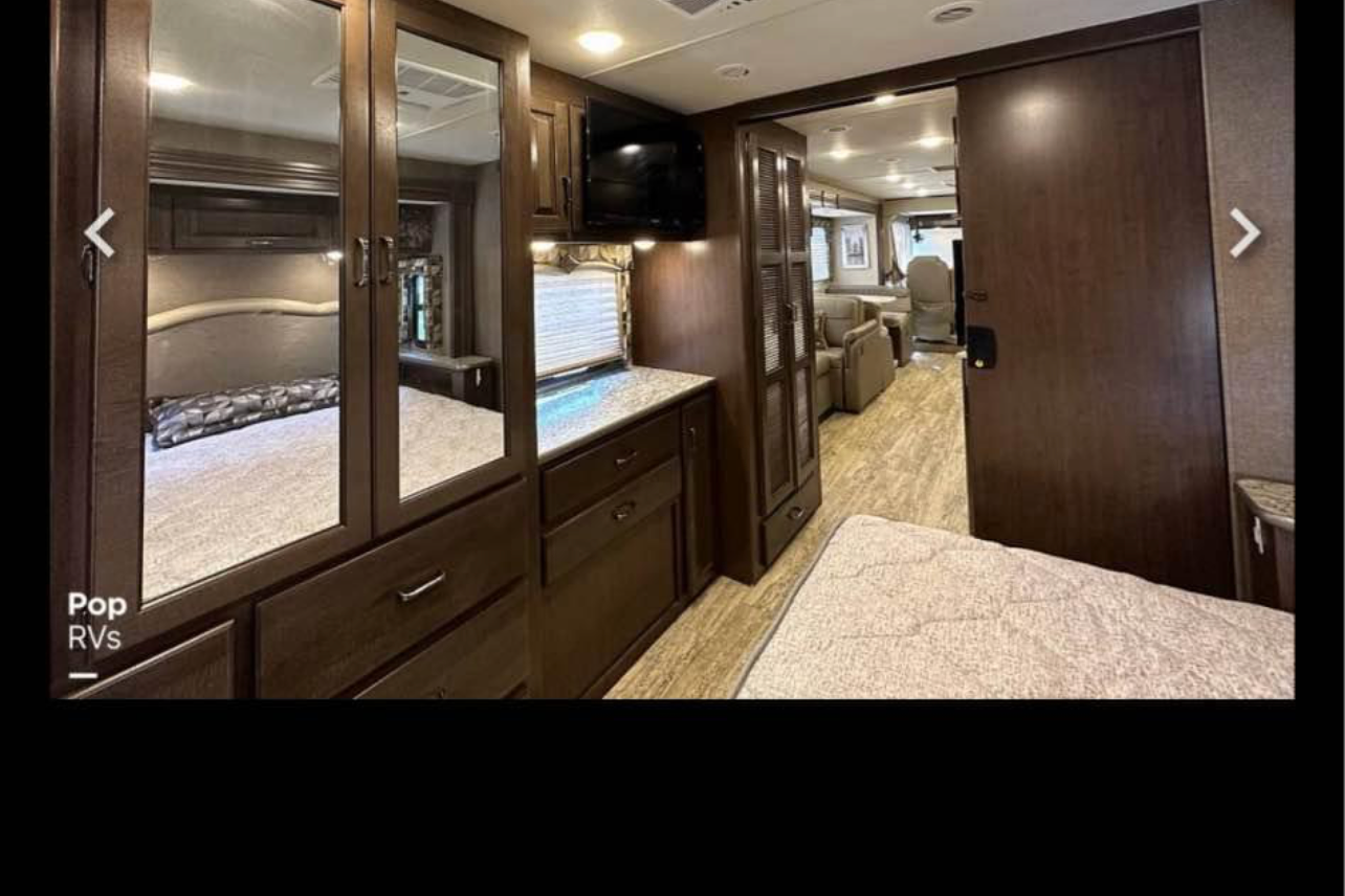 Travis's Thor Motor Coach Hurricane Class A