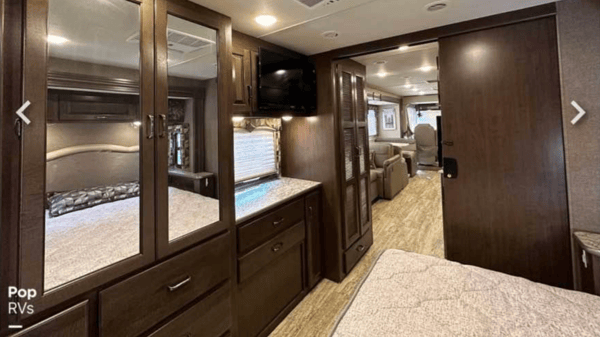 Travis's Thor Motor Coach Hurricane Class A