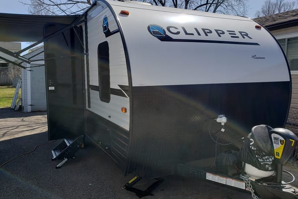 2022 SUV Towable With Bunks