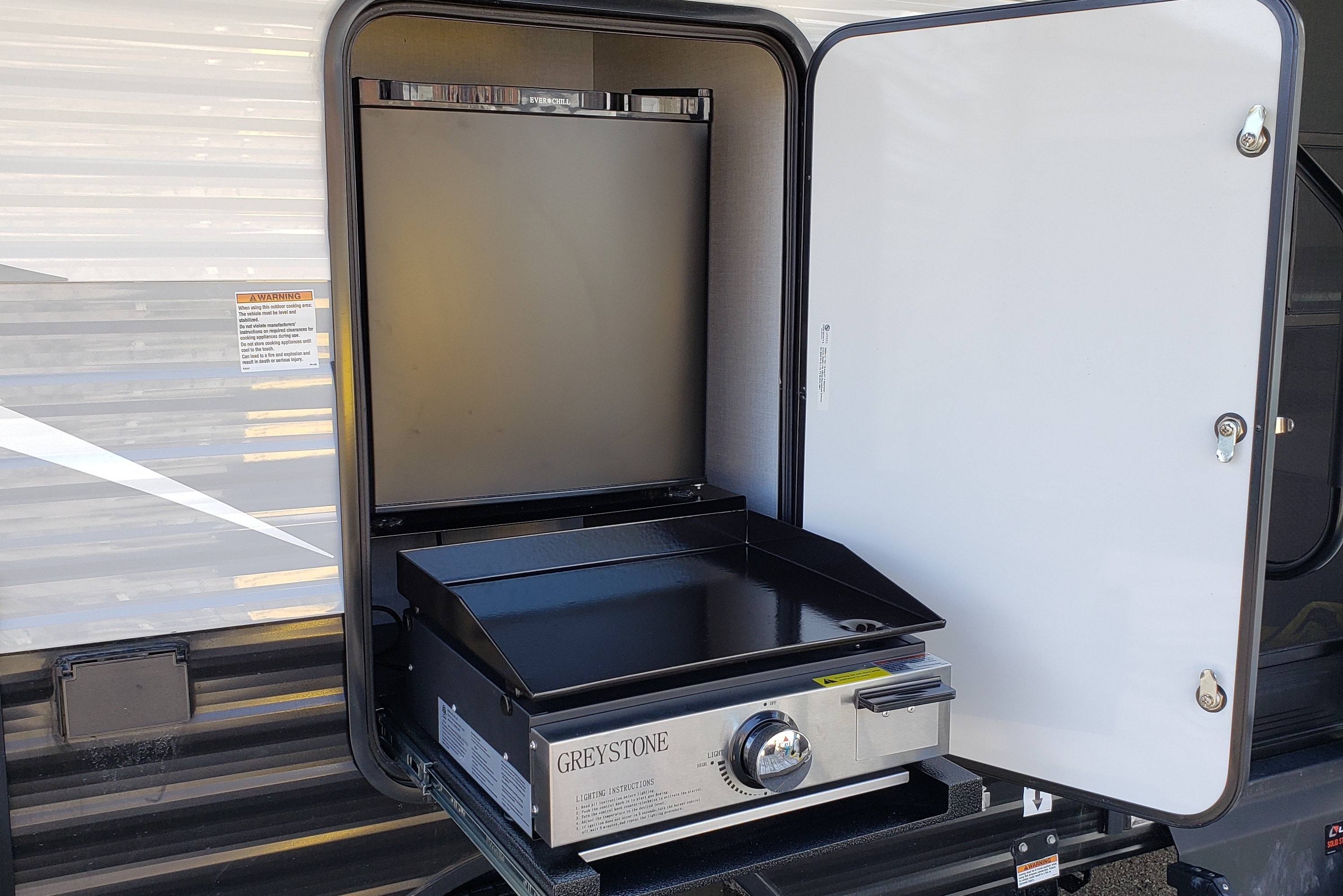 2022 SUV Towable With Bunks