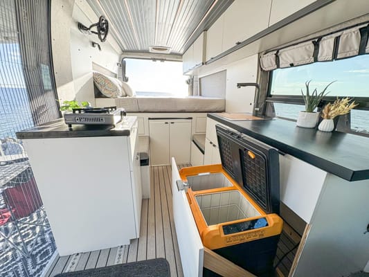 Off Grid Comfy Campervan