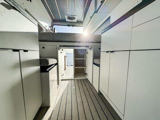 Off Grid Comfy Campervan