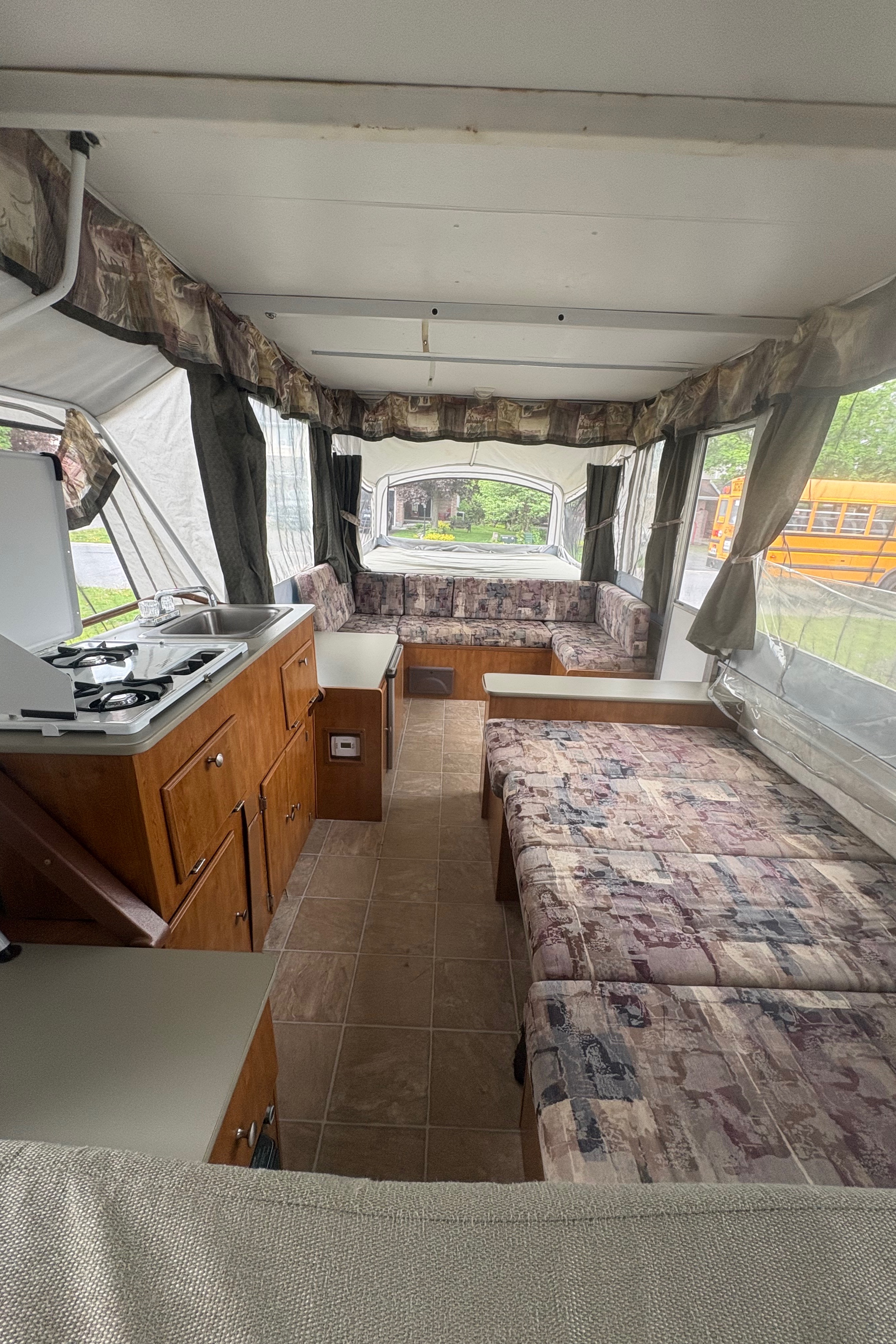 KJ’s Fleetwood Allegiance Tent Trailer