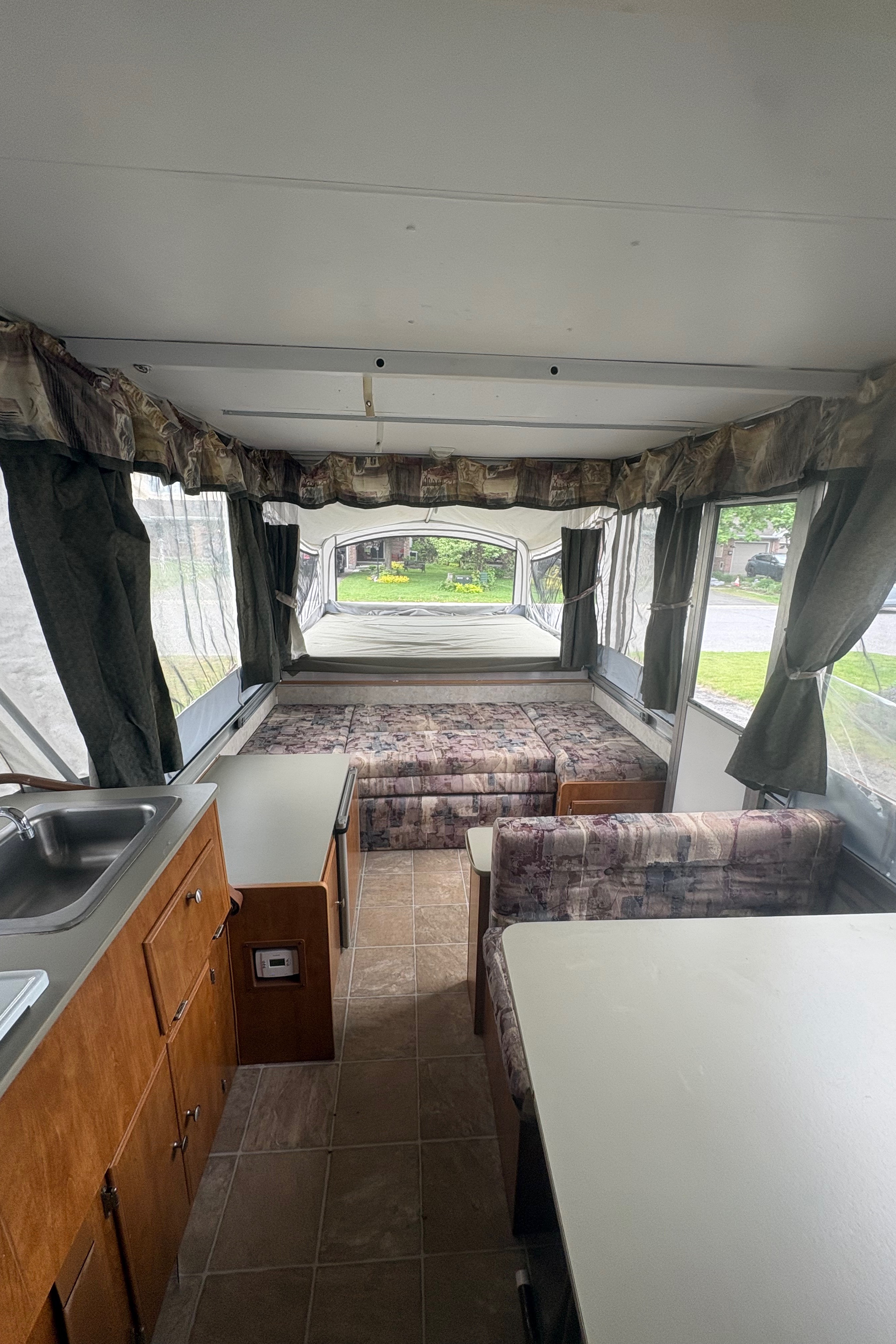 KJ’s Fleetwood Allegiance Tent Trailer