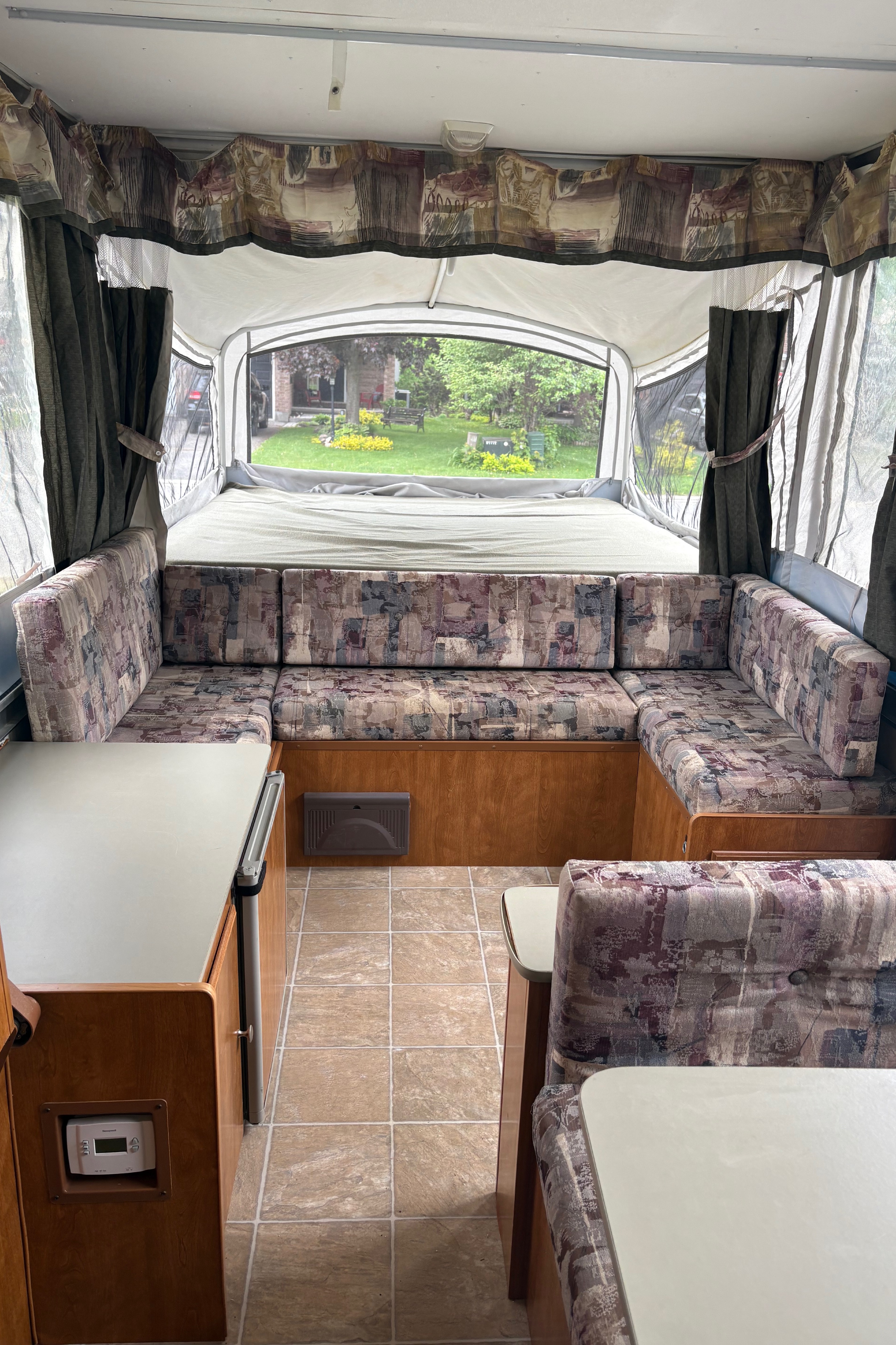 KJ’s Fleetwood Allegiance Tent Trailer