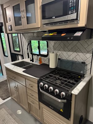B&C’s adventure RV