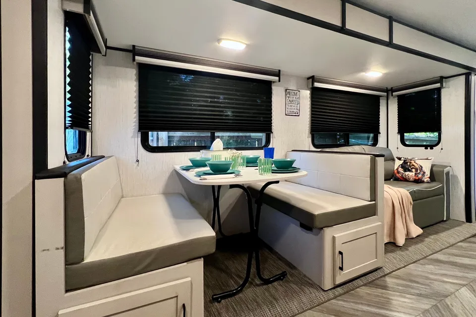 Spruce Moose Glamping — ***BRAND NEW*** 2024 Heartland Mallard M26 (32 ft)