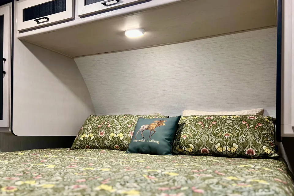 Spruce Moose Glamping — ***BRAND NEW*** 2024 Heartland Mallard M26 (32 ft)