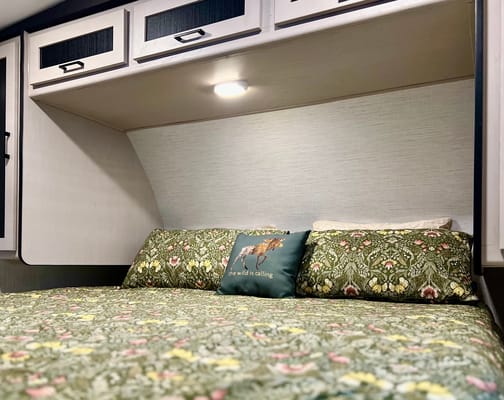 Spruce Moose Glamping — ***BRAND NEW*** 2024 Heartland Mallard M26 (32 ft)