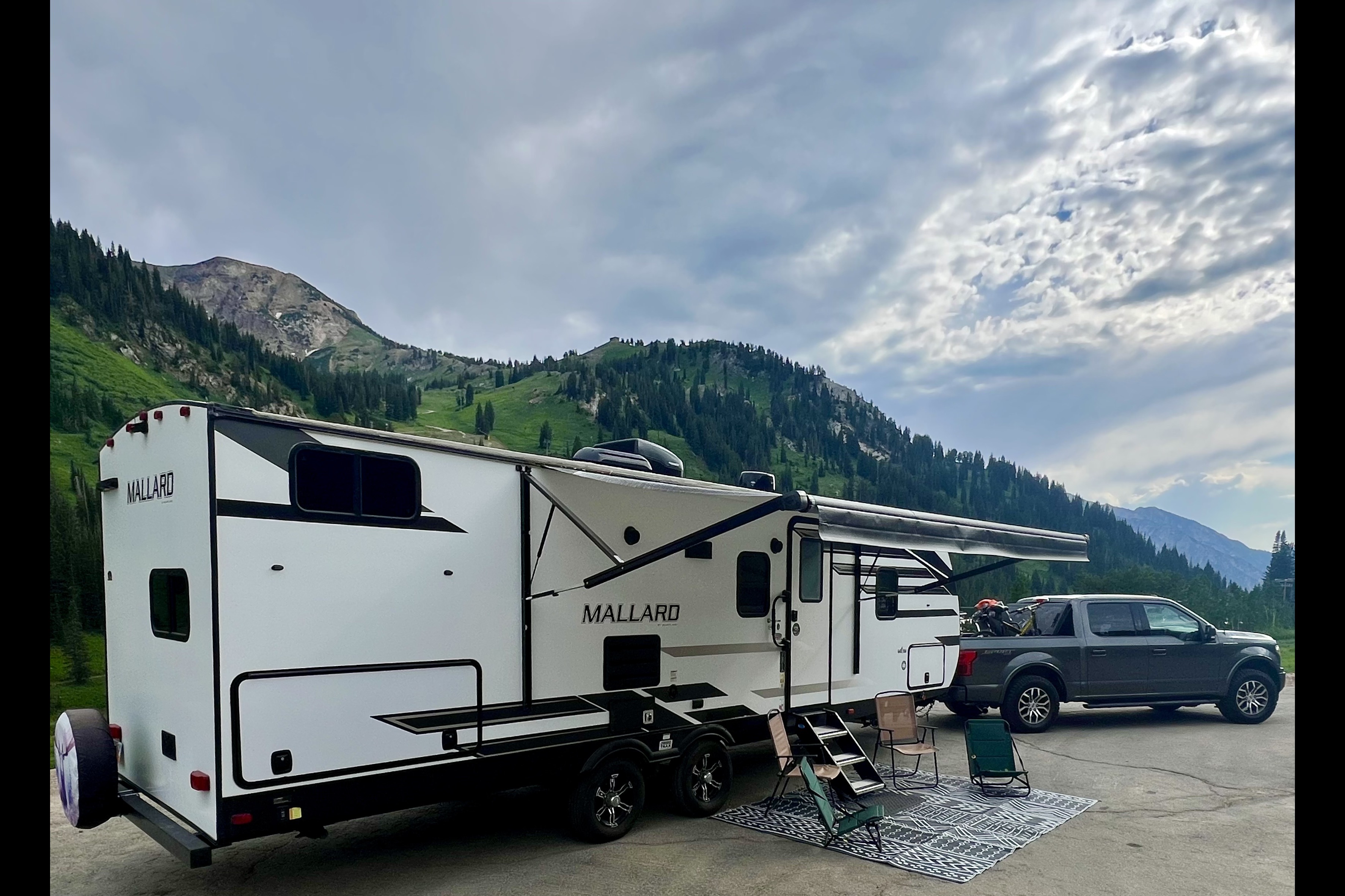 Spruce Moose Glamping — ***BRAND NEW*** 2024 Heartland Mallard M26 (32 ft)
