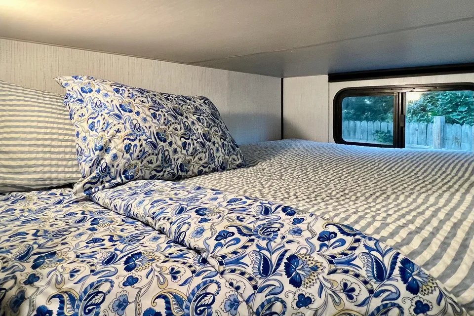 Spruce Moose Glamping — ***BRAND NEW*** 2024 Heartland Mallard M26 (32 ft)