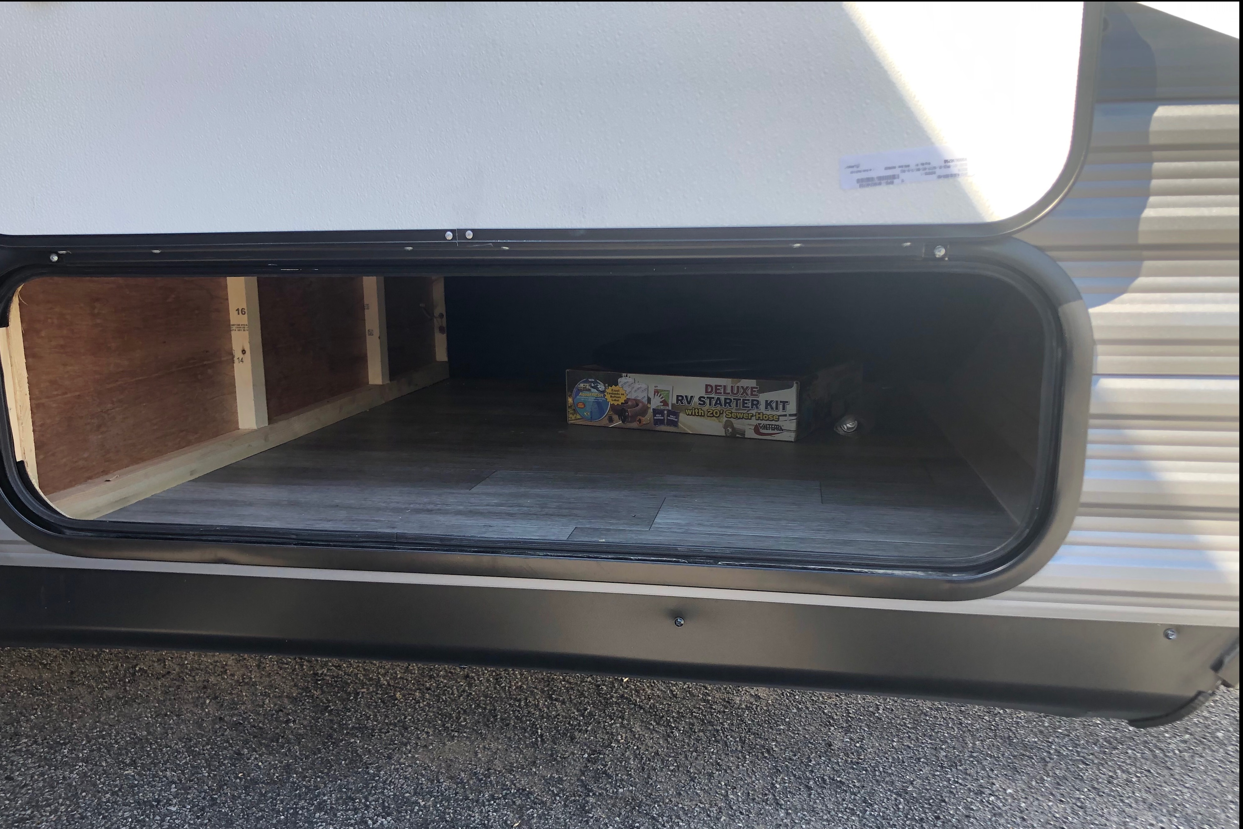 Easy towing! 2022 Jayco 174bh SLX With Solar!
